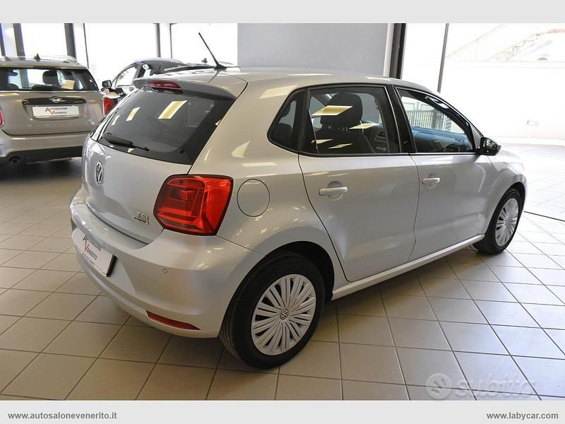 Usata VW Polo 90 CV (66 kW) 2016 Argento Berlina
