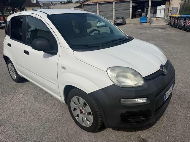 Usata Fiat Panda Active 74 CV (54 kW) 2012 Bianco Utilitaria