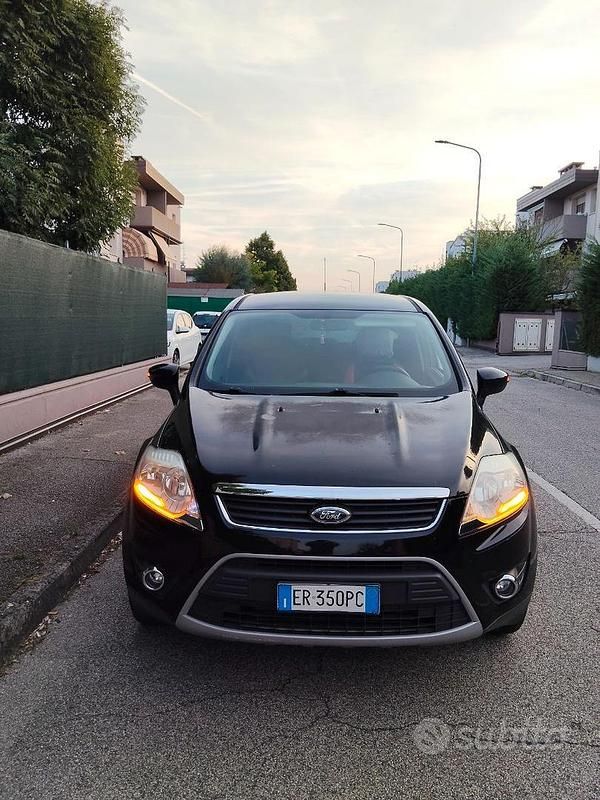 Nero Usata 2013 Ford Kuga SUV | 5600 € (Ottimo prezzo) - Immagine 1/4