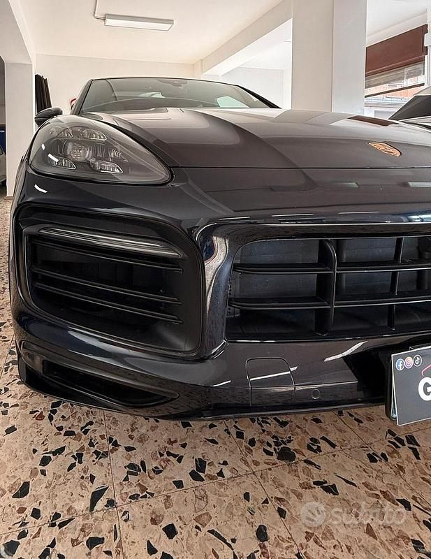 Usata Porsche Cayenne 340 CV (250 kW) 2019 Blu SUV