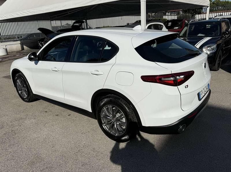 Usata Alfa Romeo Stelvio Executive 190 CV (139 kW) 2018 Bianco SUV