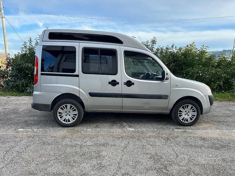 Usata Fiat Doblò 2005 Grigio Monovolume