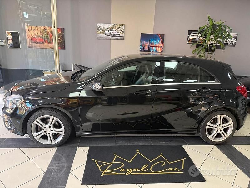 Usata Mercedes A180 109 CV (80 kW) 2015 Nero Berlina