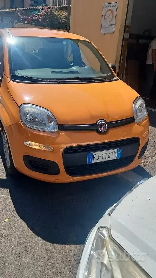 Usata Fiat Panda 69 CV (50 kW) 2017 Arancione Utilitaria