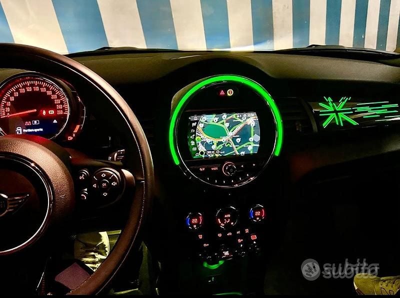 Usata Mini Cooper D Hype 116 CV (85 kW) 2018 Utilitaria
