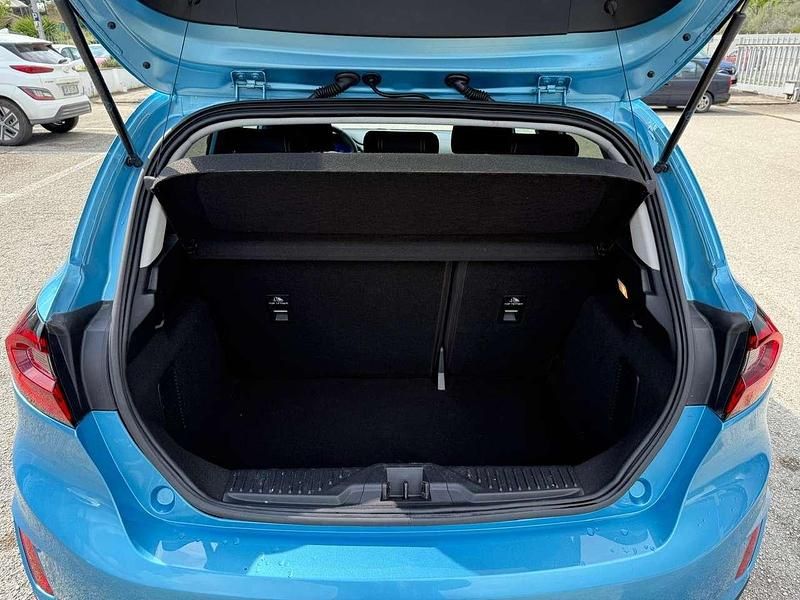 Usata Ford Fiesta Active 125 CV (91 kW) 2022 Blu/azzurro Utilitaria