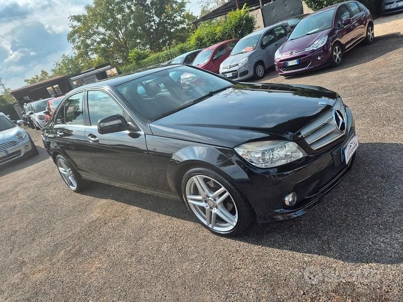 Nero Usata 2008 Mercedes C220 Avantgarde Tre volumi | 5200 € - Immagine 1/4