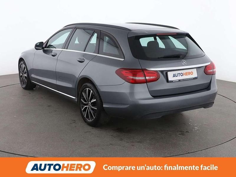 Usata Mercedes C180 Executive 122 CV (89 kW) 2020 Grigio Station wagon