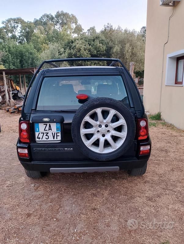 Usata Land Rover Freelander 109 CV (80 kW) 2005 Nero SUV