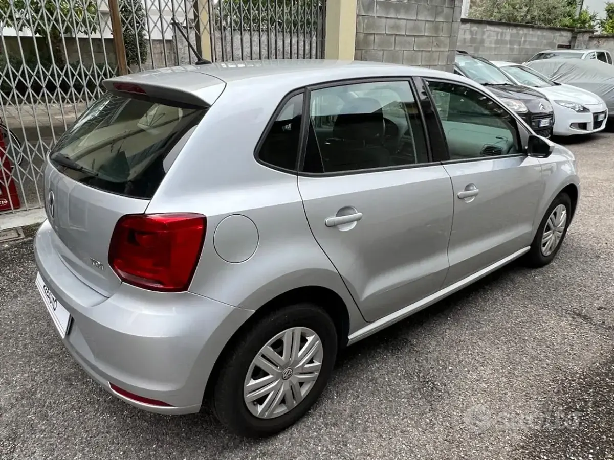 Usata VW Polo 90 CV (66 kW) 2017 Grigio Berlina
