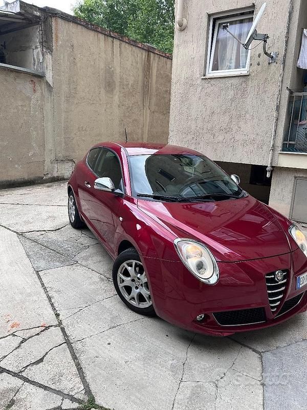 Usata 2010 Alfa Romeo MiTo Due volumi | 6000 € (Molto cara) - Immagine 1/4