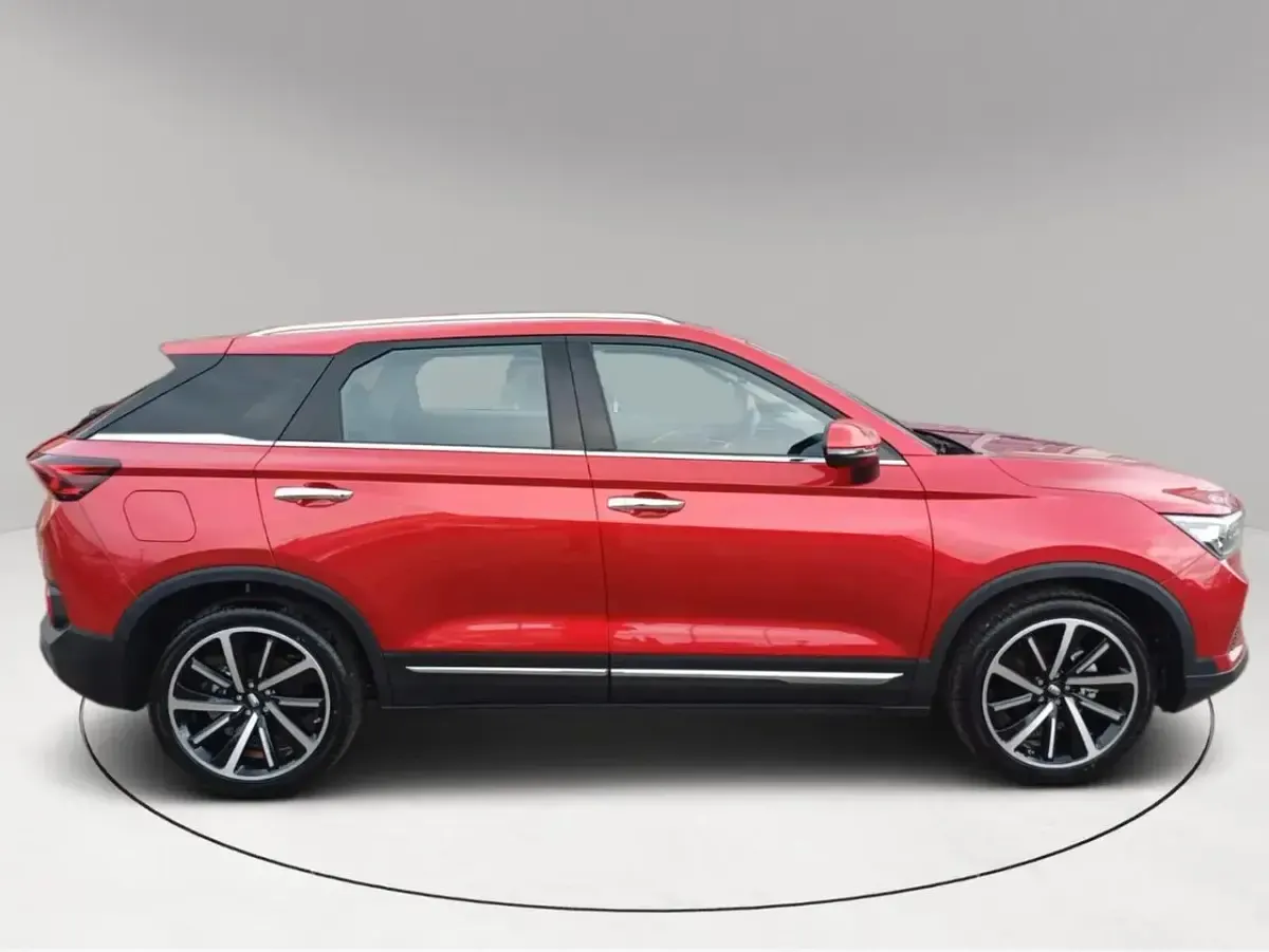 Nuova Bestune T77 160 CV (117 kW) 2026 Rosso SUV