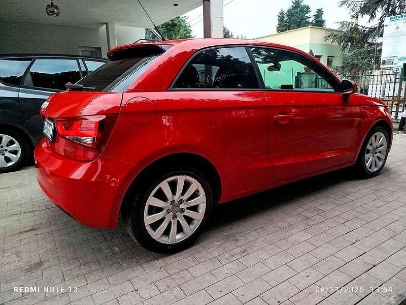 Usata Audi A1 Ambiente 122 CV (89 kW) 2010 Rosso Berlina