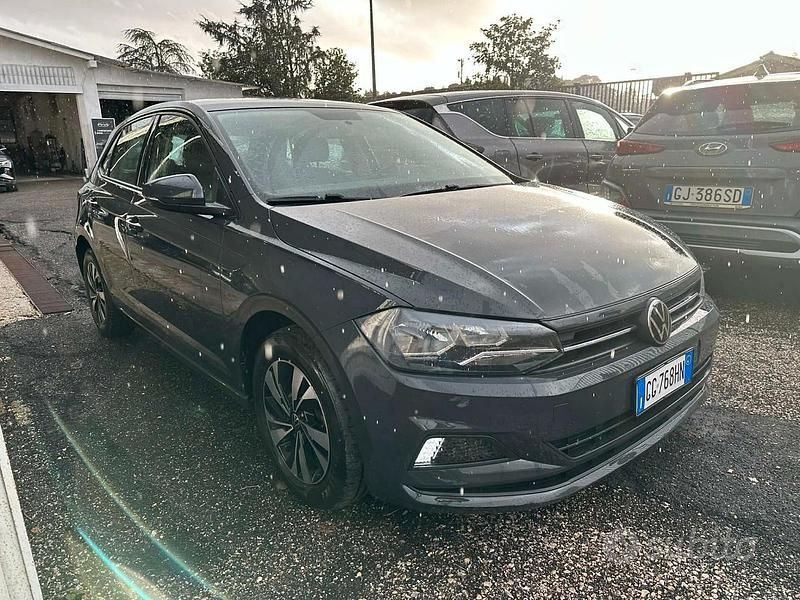 Usata VW Polo Comfortline 80 CV (58 kW) 2021 Grigio Utilitaria