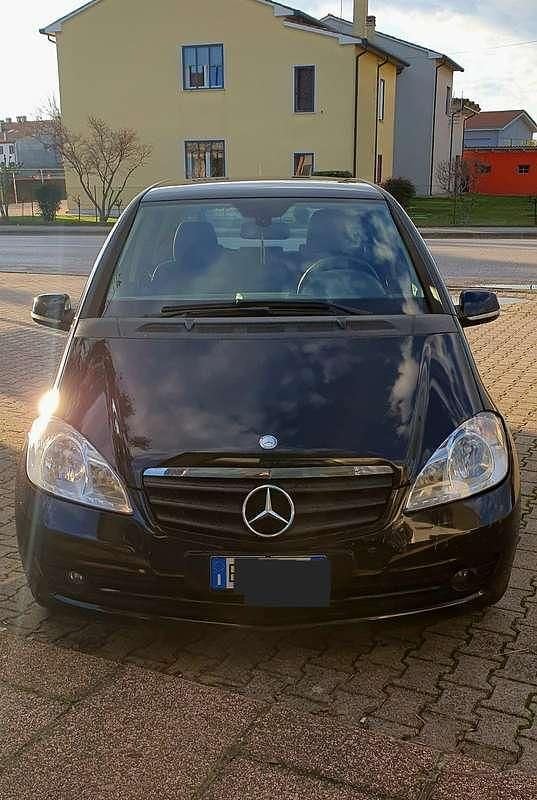 Usata Mercedes A160 95 CV (69 kW) 2009 Nero Monovolume