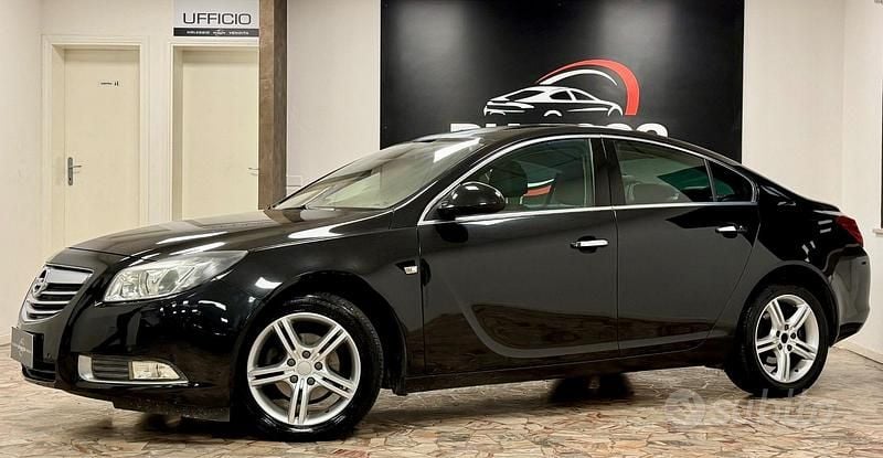 Usata Opel Insignia Cosmo 160 CV (117 kW) 2010 Nero Berlina