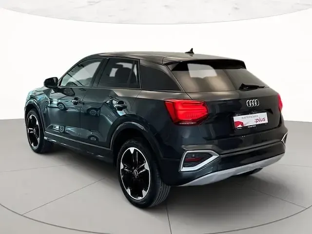 Usata Audi Q2 Advanced Plus 116 CV (85 kW) 2025 Grigio manhattan metallizzato SUV