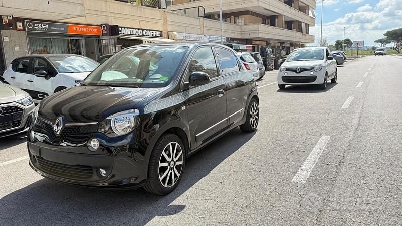 Usata Renault Twingo PE 110 CV (80 kW) 2018 Nero Utilitaria