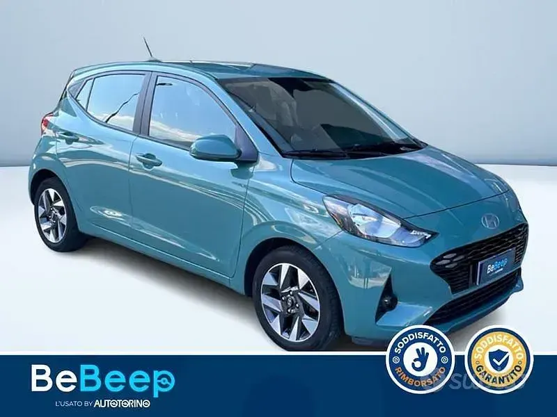 Usata Hyundai i10 67 CV (49 kW) 2024 Verde Utilitaria