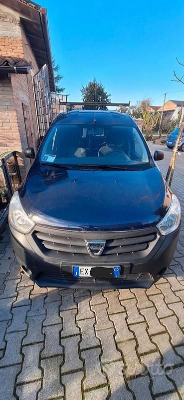 Blu Usata 2015 Dacia Dokker | 6000 € (Ottimo prezzo) - Immagine 1/4