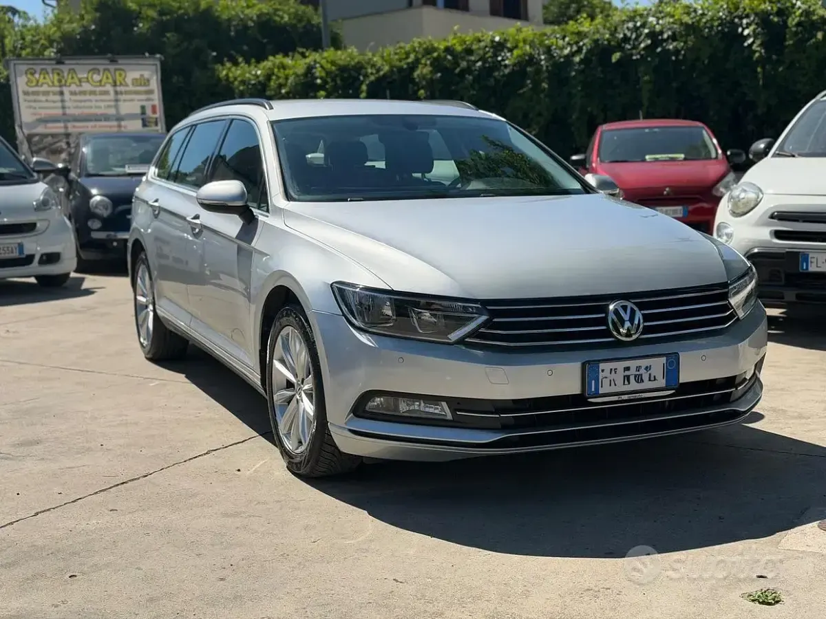 Usata VW Passat Business 120 CV (88 kW) 2018 Bianco Berlina