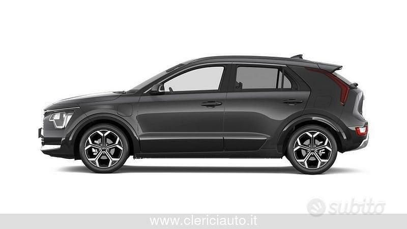 Usata Kia Niro Style 170 CV (125 kW) 2025 Grigio SUV
