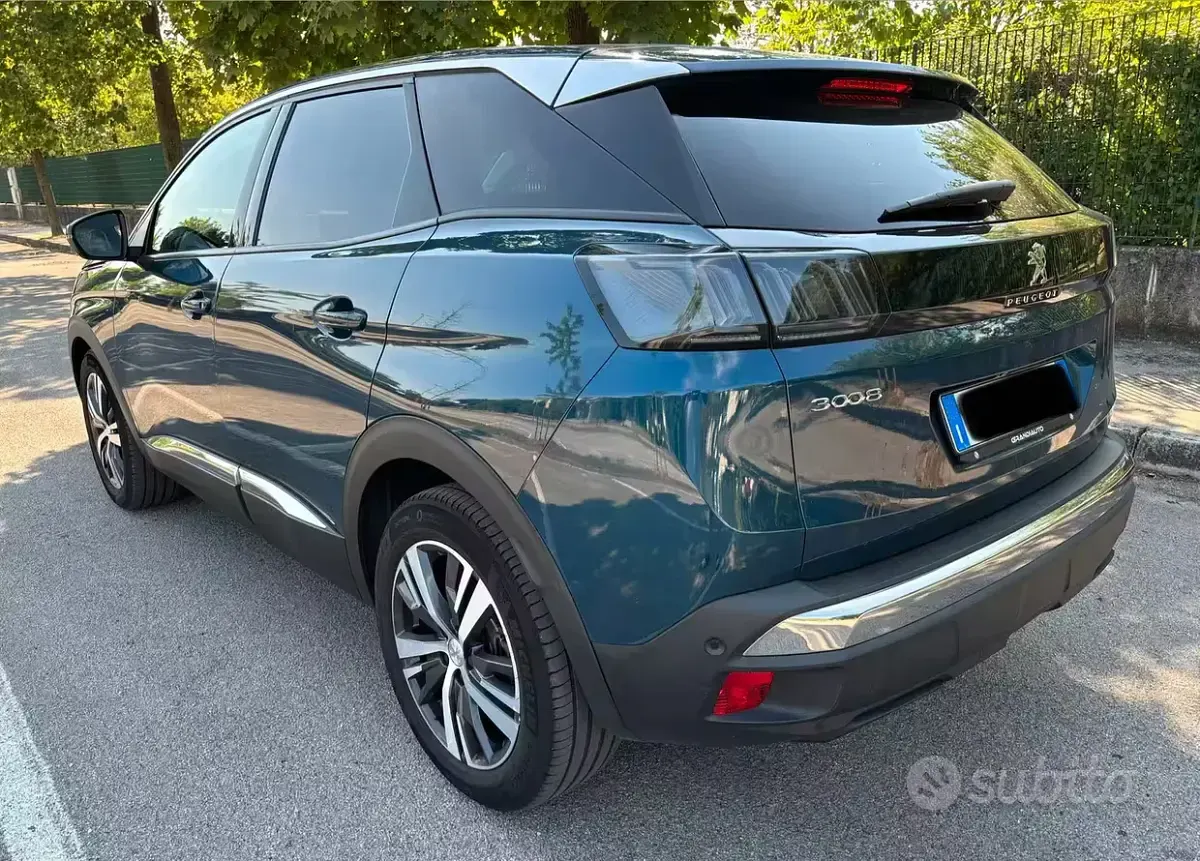 Usata Peugeot 3008 GT 131 CV (96 kW) 2022 Bluazzurro SUV