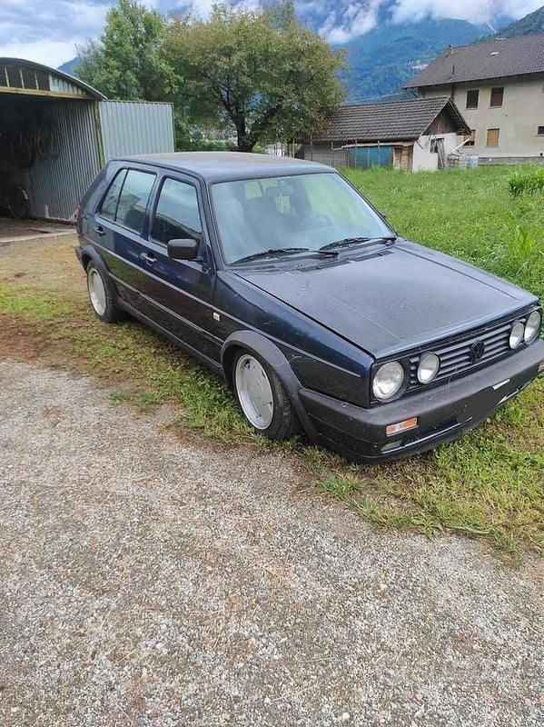 Usata VW Golf II GTD 80 CV (58 kW) 1991 Blu Utilitaria