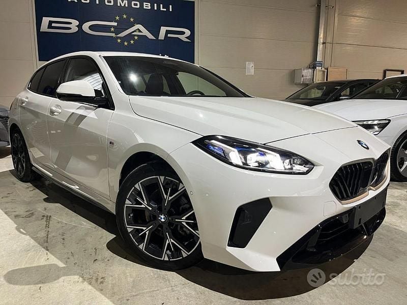 Usata BMW 118 M Sport 150 CV (110 kW) 2025 Bianco Utilitaria