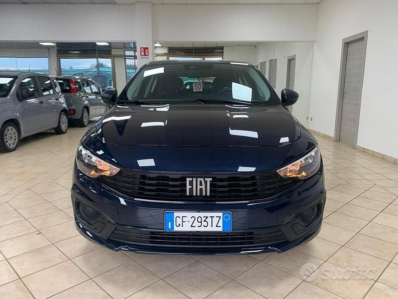 Usata Fiat Tipo Business 101 CV (74 kW) 2021 Blu/azzurro Berlina