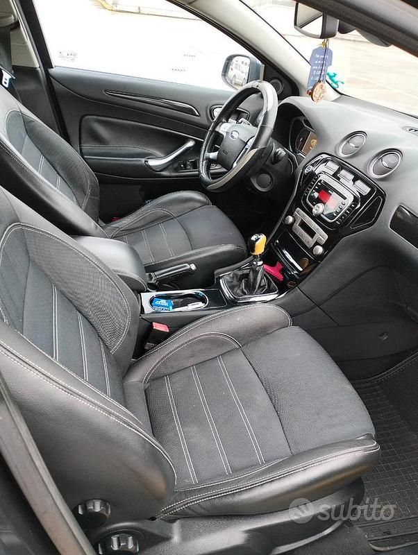 Occasion Ford Mondeo 140 ch (102 kW) 2011 Gris Break