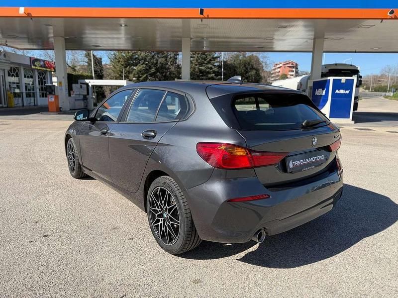 Usata BMW 116 Advantage 116 CV (85 kW) 2021 Grigio Utilitaria
