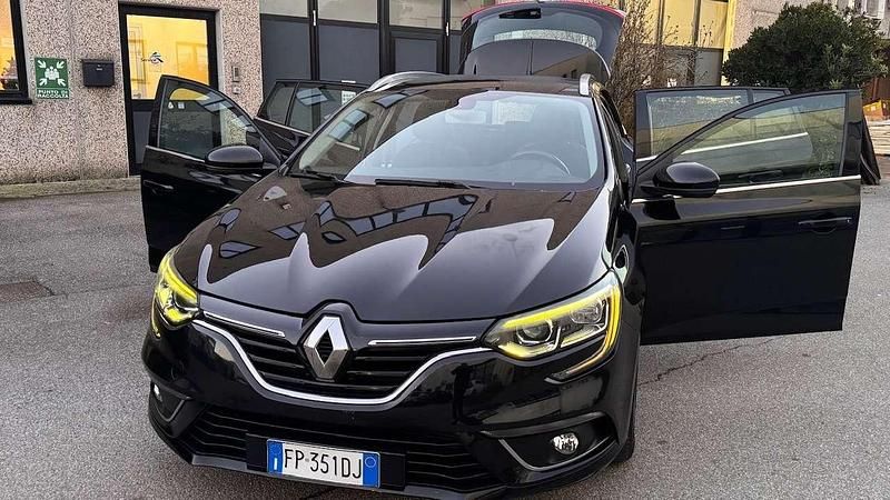 Usata Renault Mégane IV Zen 110 CV (80 kW) 2018 Nero Station wagon