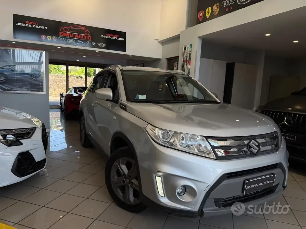 Usata Suzuki Vitara 120 CV (88 kW) 2015 Grigio SUV