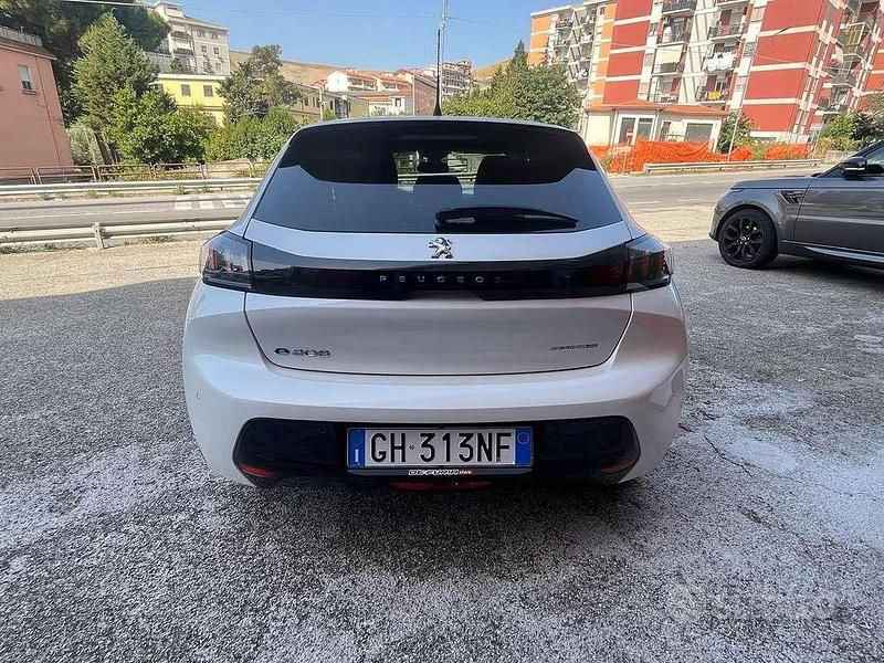 Usata Peugeot 208 Active 56 kW (77 CV) 2022 Utilitaria