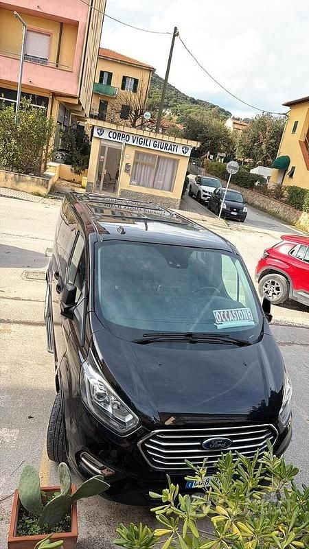 Usata Ford Tourneo Custom 2021 Nero Furgone