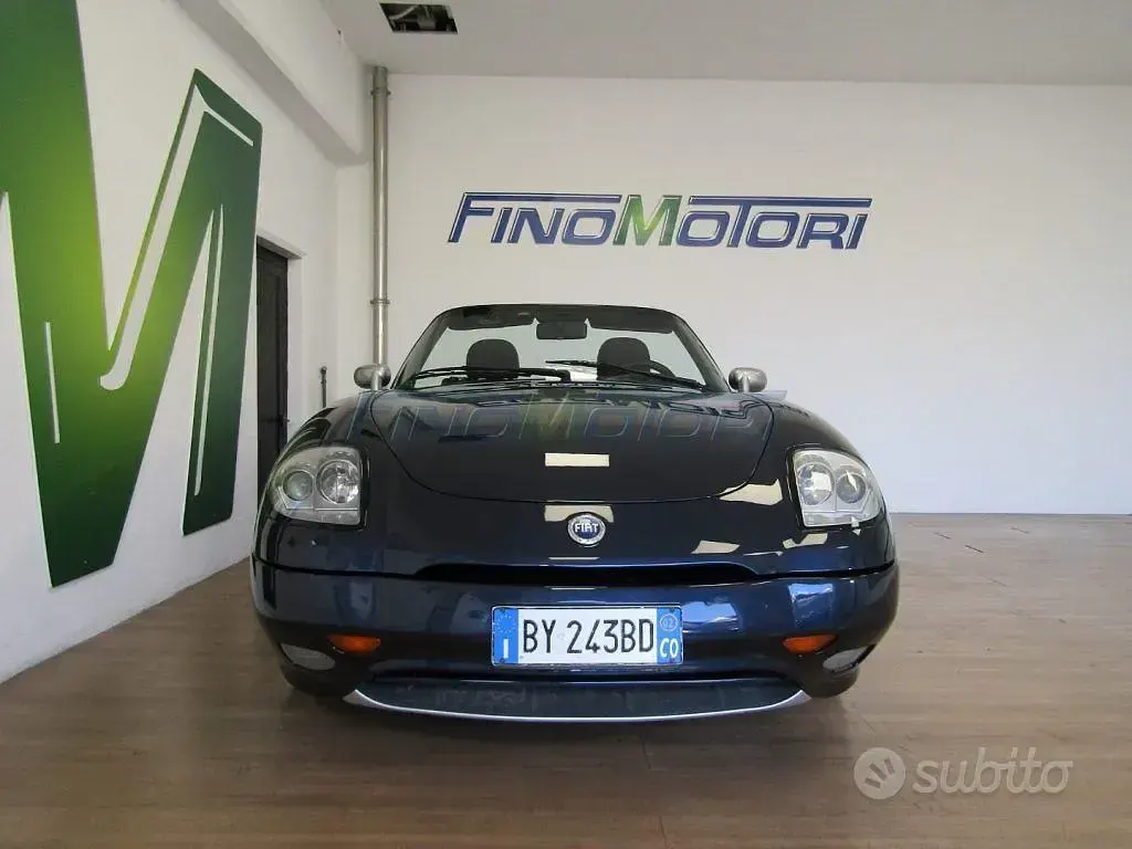 Usata Fiat Barchetta 131 CV (96 kW) 2002 Blu Cabrio