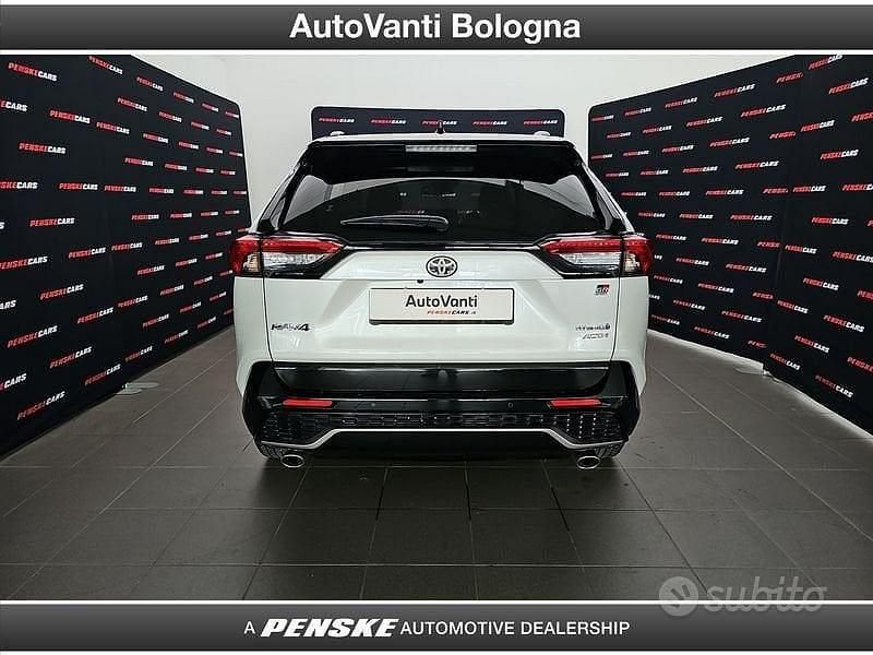 Usata Toyota RAV4 Hybrid Sport 222 CV (163 kW) 2023 Bianco SUV