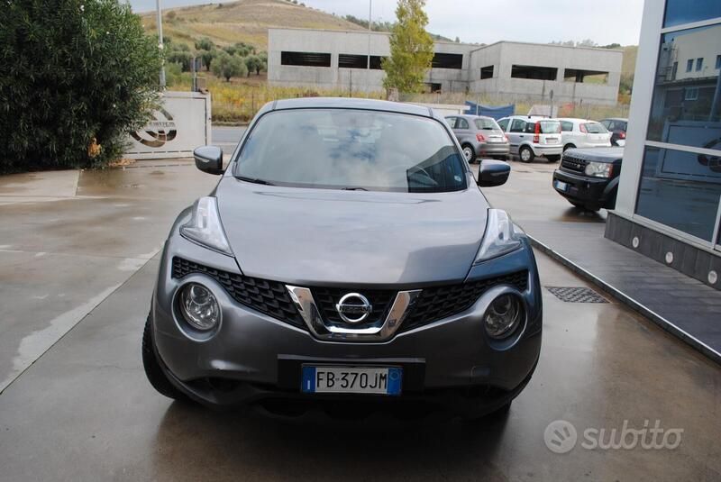 Usata Nissan Juke Visia 110 CV (80 kW) 2015 Grigio SUV