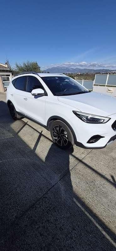 Usata MG ZS Luxury 106 CV (77 kW) 2022 Bianco SUV