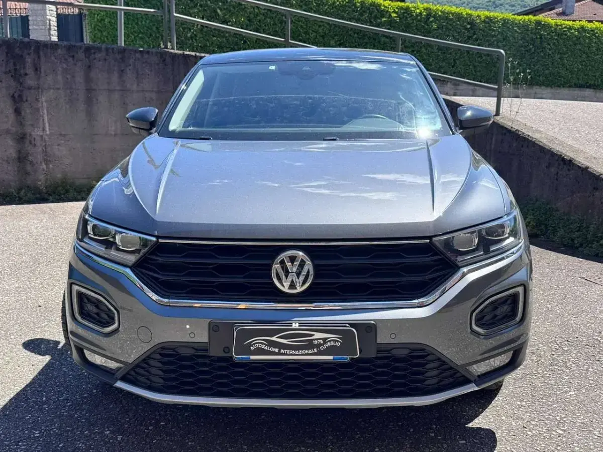 Usata VW T-Roc 116 CV (85 kW) 2019 Grigio SUV