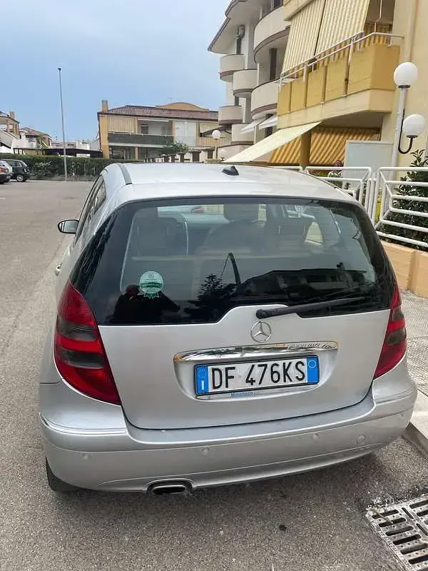 Usata Mercedes A150 Avantgarde 95 CV (69 kW) 2007 Argento Monovolume