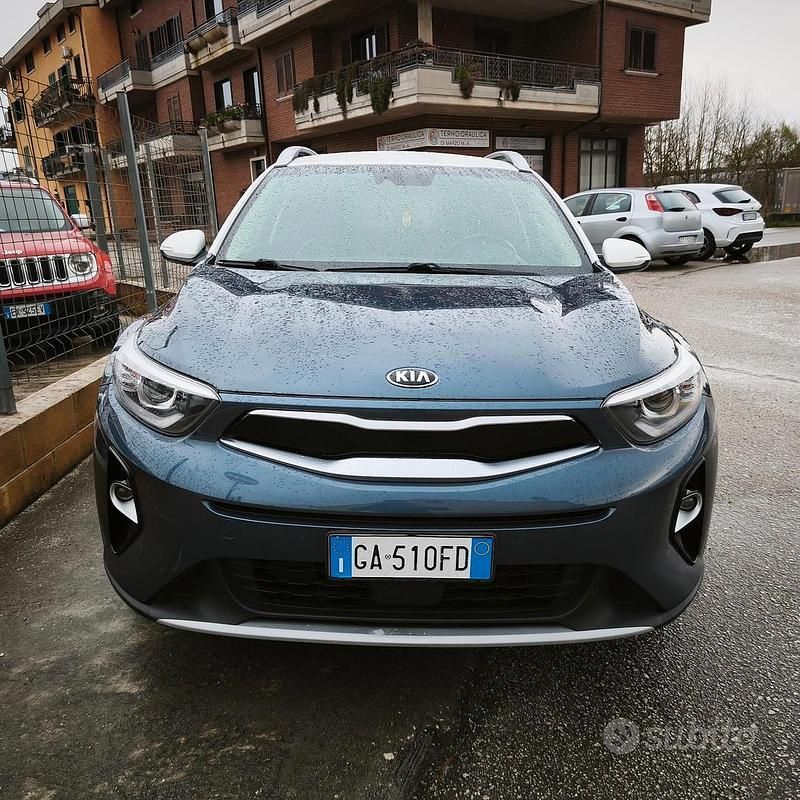 Usata Kia Stonic Style 96 CV (70 kW) 2020 Grigio SUV