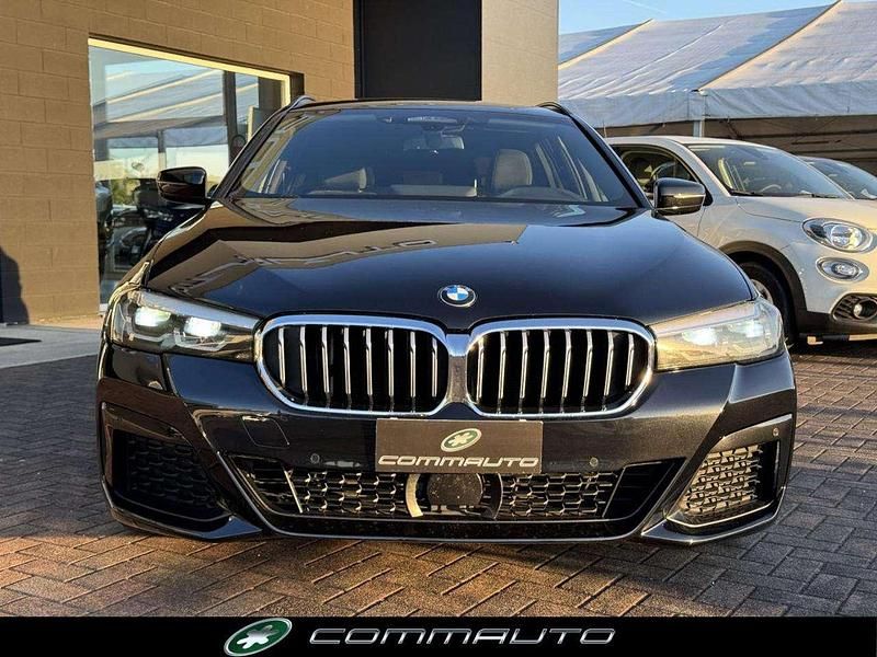 Usata BMW 520 M Sport 190 CV (139 kW) 2021 Nero Station wagon
