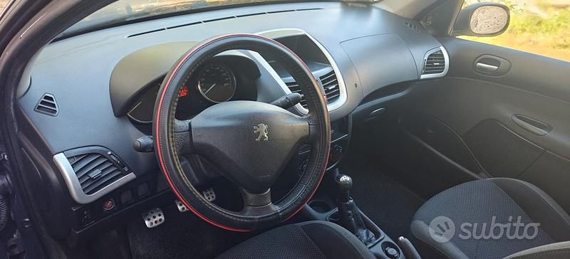 Usata Peugeot 206+ 68 CV (50 kW) 2012 Grigio Utilitaria