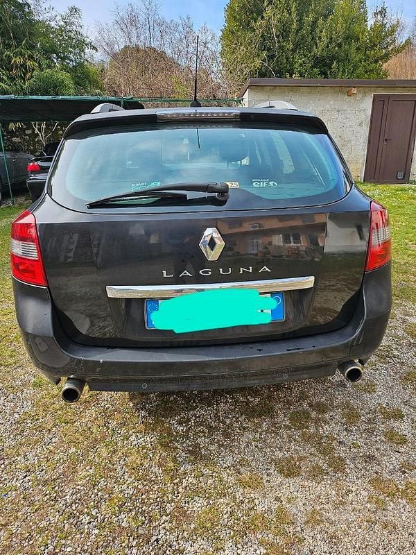 Usata Renault Laguna III 150 CV (110 kW) 2011 Station wagon