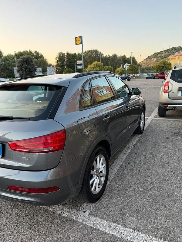 Usata Audi Q3 150 CV (110 kW) 2012 Grigio SUV