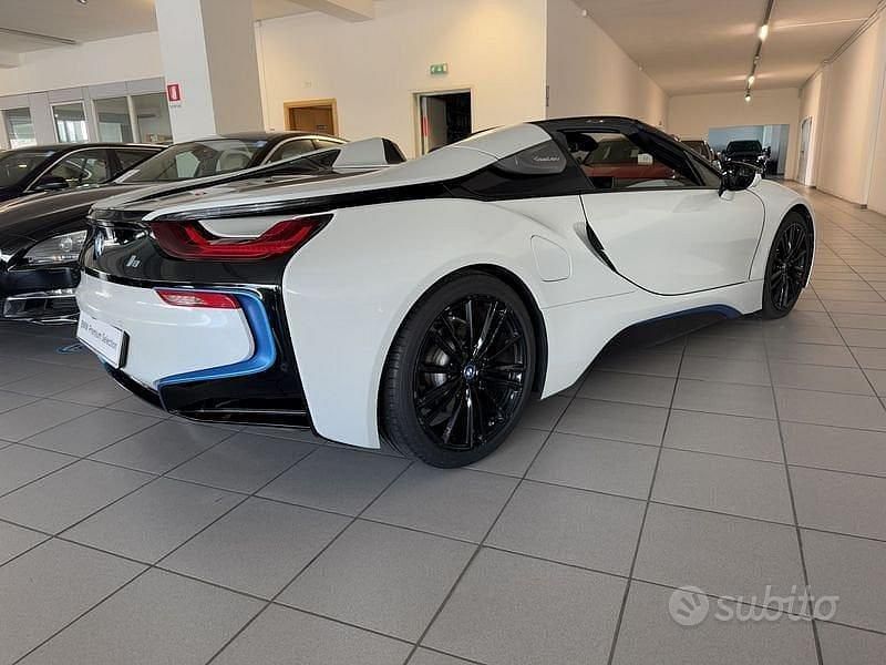 Usata BMW i8 374 CV (275 kW) 2020 Bianco Coupé