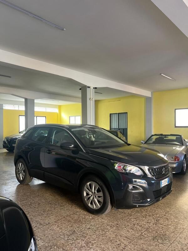 Usata Peugeot 3008 Allure 131 CV (96 kW) 2020 Grigio Station wagon