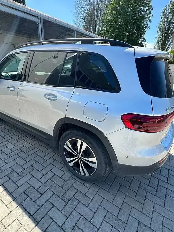 Occasion Mercedes GLB200 Advanced Plus 150 PK (110 kW) 2024 Grijs SUV